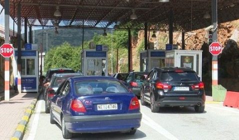 Greqia merr vendimin: Hapen kufijte per turistet shqiptare